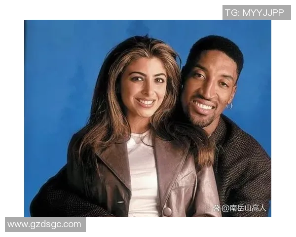 球星背后的传奇数字：探索足球场上的号数与荣耀之关系